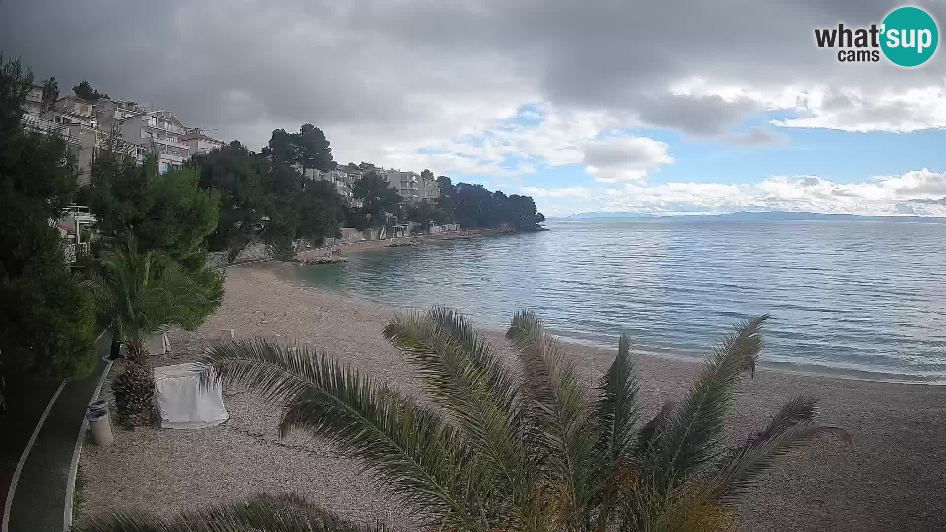 Webcam Playa Lučica Brela – Vista en directo de la costa adriática