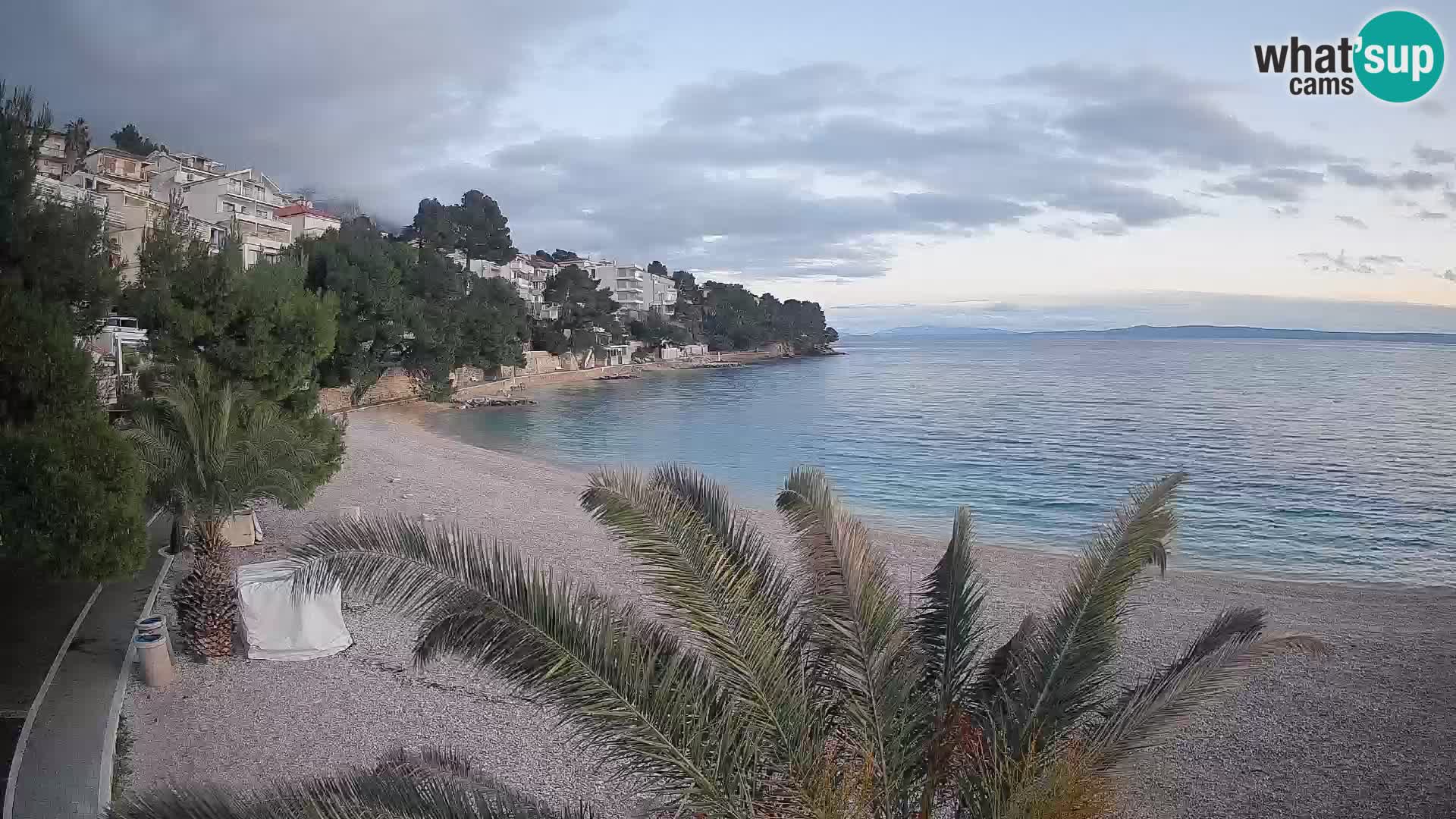 Webcam Playa Lučica Brela – Vista en directo de la costa adriática