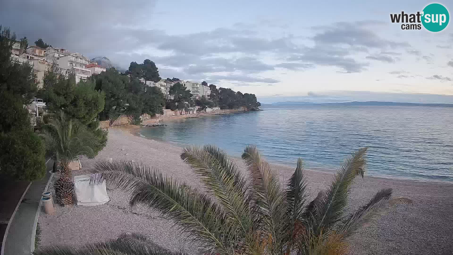 Webcam Spiaggia Lučica Brela – Vista live sulla costa adriatica