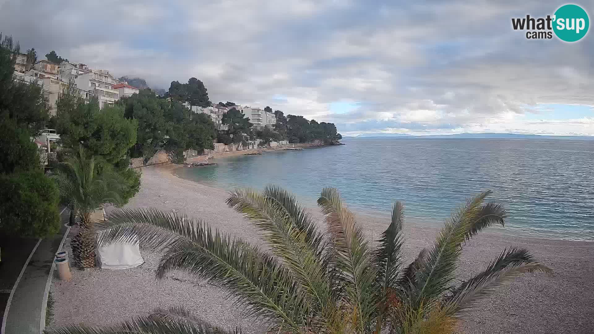 Webcam Playa Lučica Brela – Vista en directo de la costa adriática