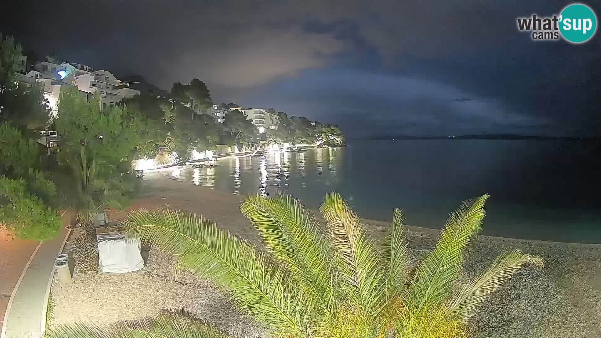 Webcam Spiaggia Lučica Brela – Vista live sulla costa adriatica