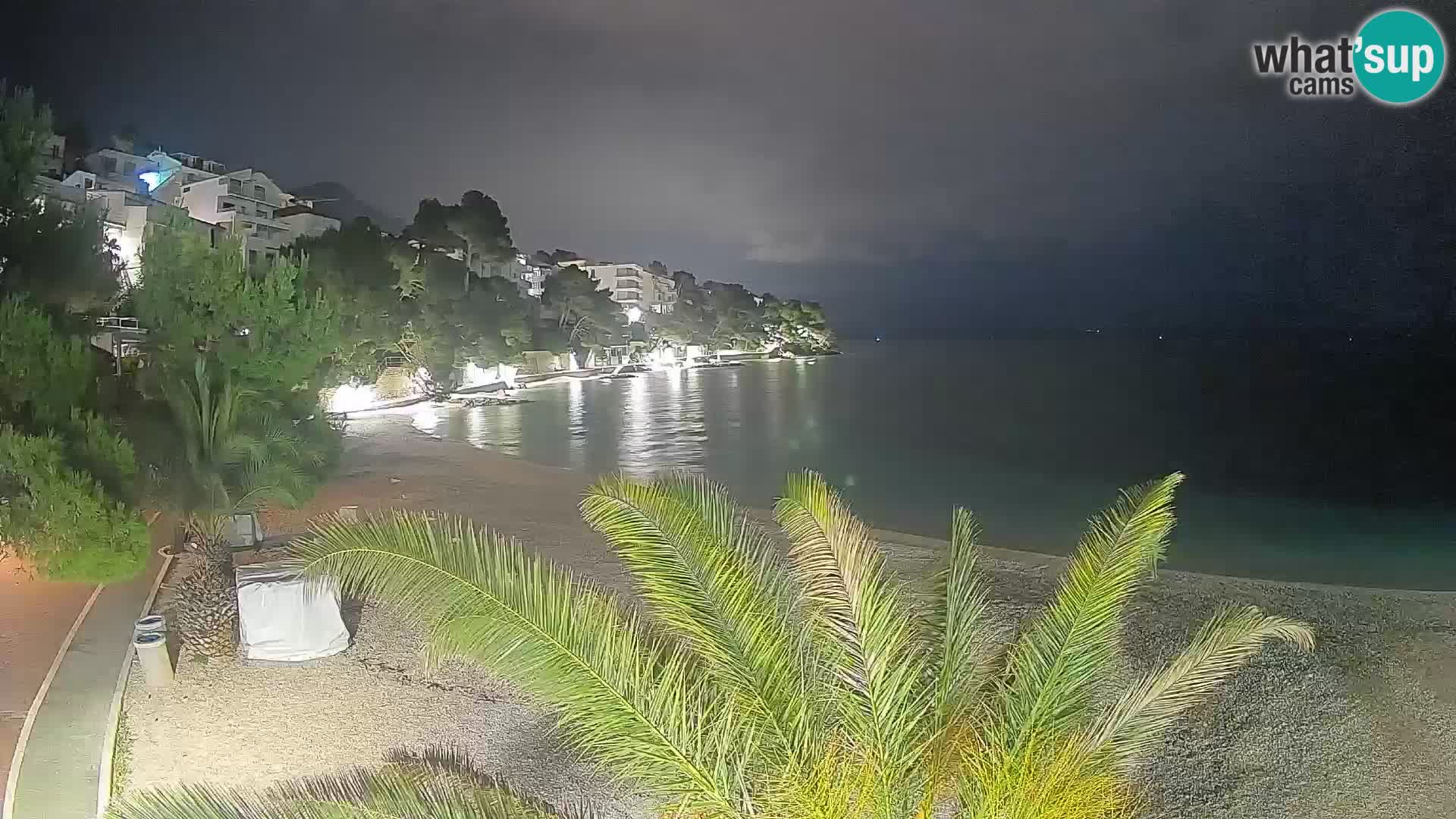 Webcam Spiaggia Lučica Brela – Vista live sulla costa adriatica