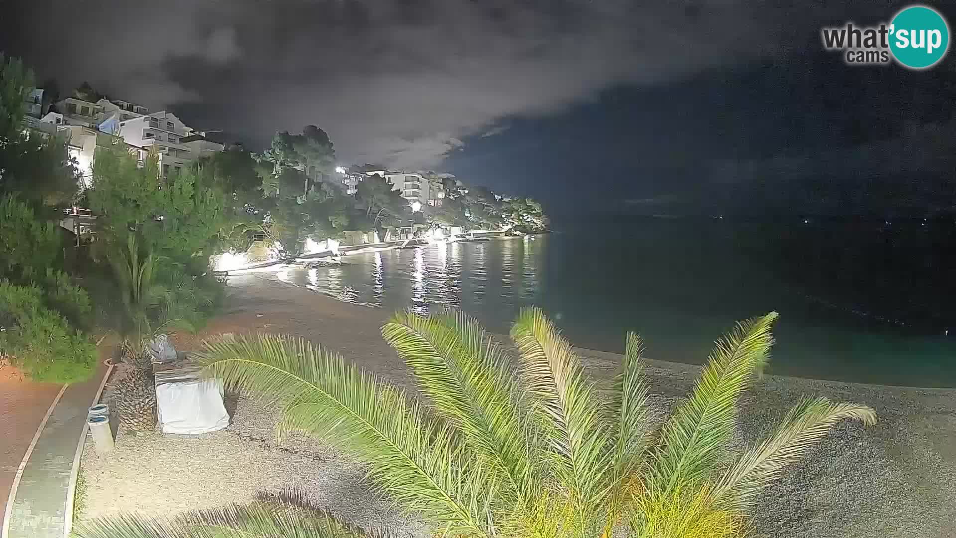 Webcam Plage Lučica Brela – Vue en direct sur la côte adriatique