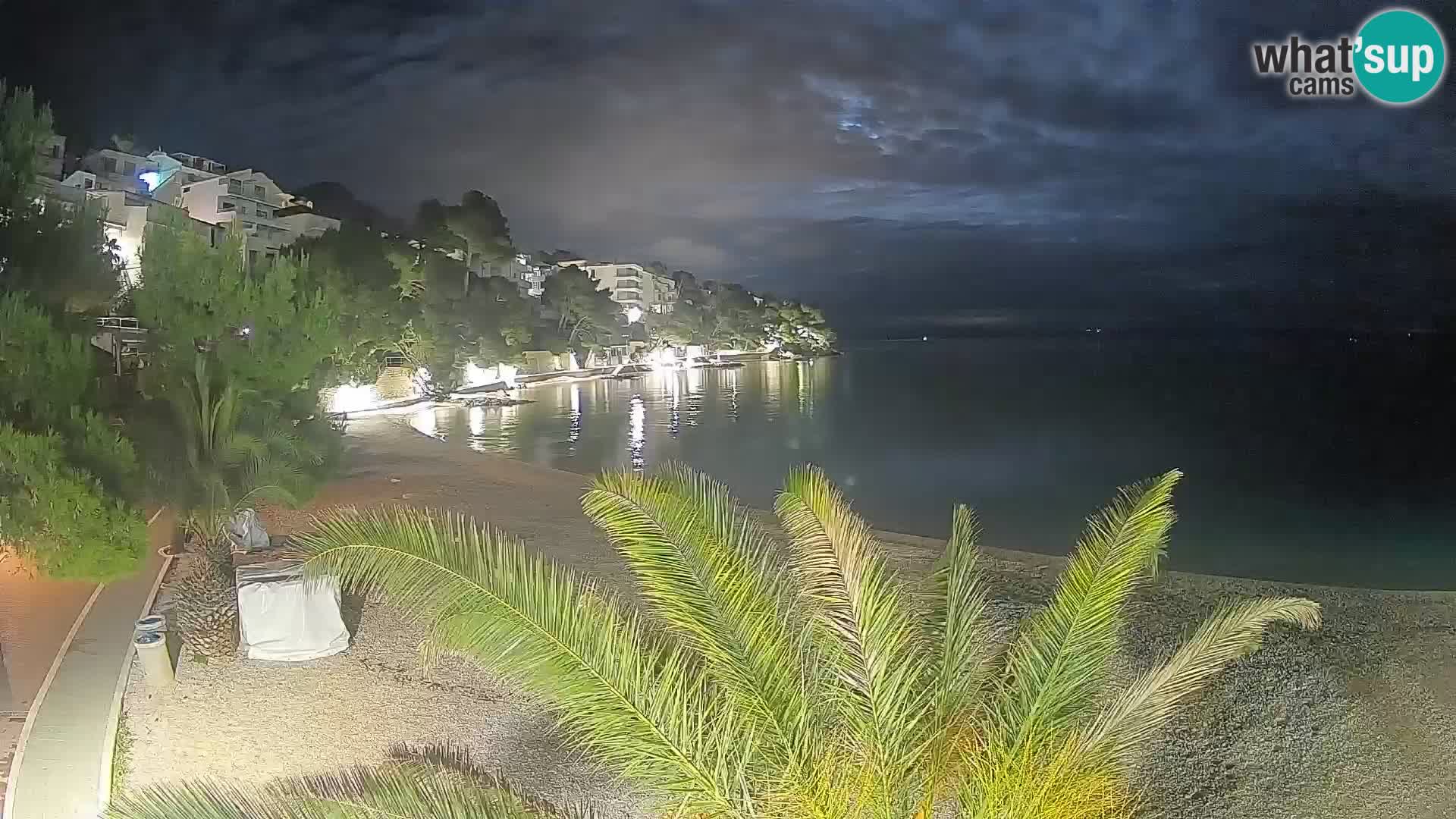 Webcam Lučica Strand Beach Brela – Liveblick von der Adriaküste