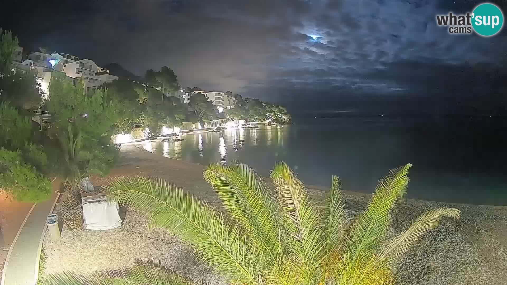 Webcam Lučica Strand Beach Brela – Liveblick von der Adriaküste