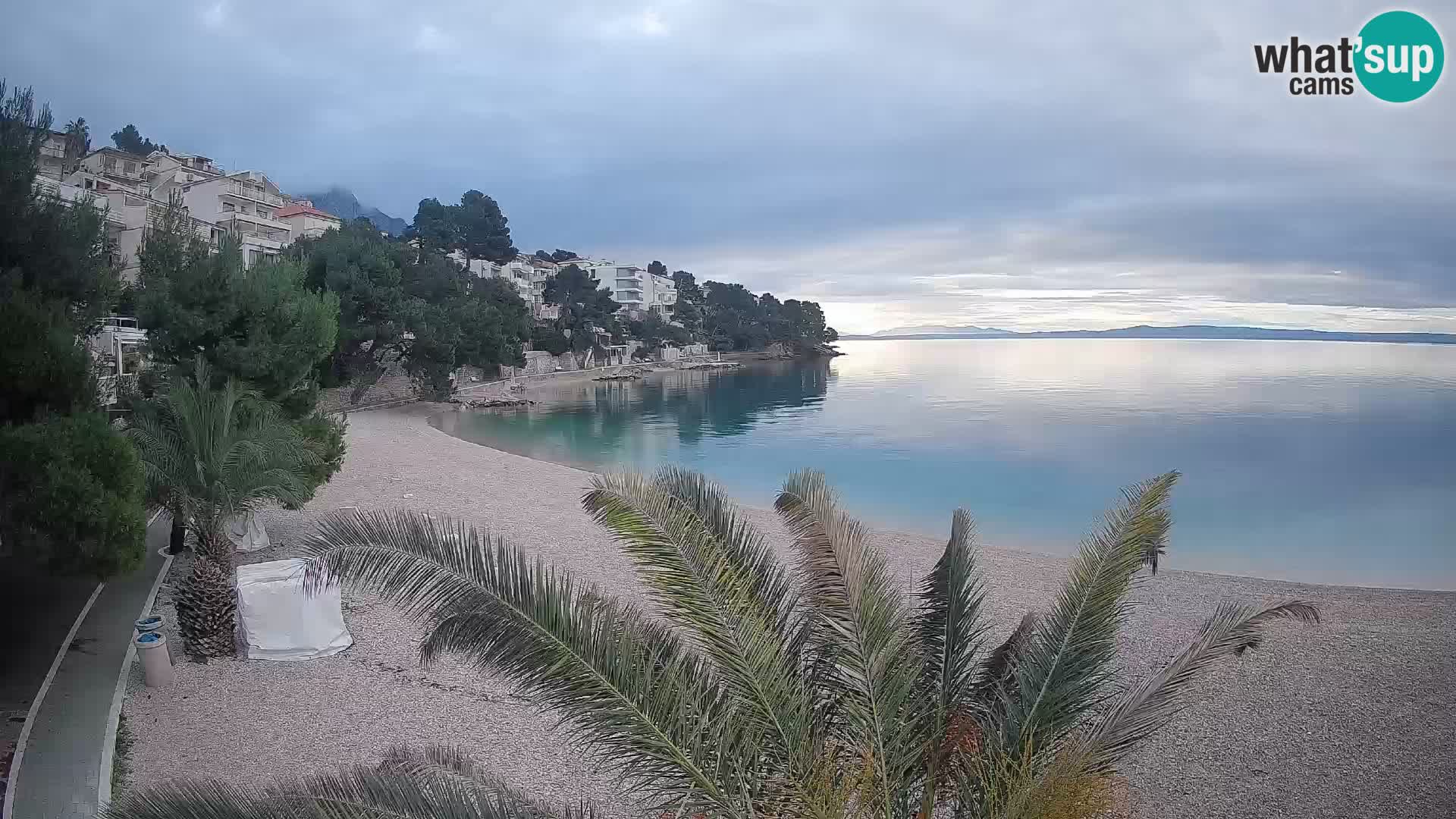 Webcam Lučica Strand Beach Brela – Liveblick von der Adriaküste