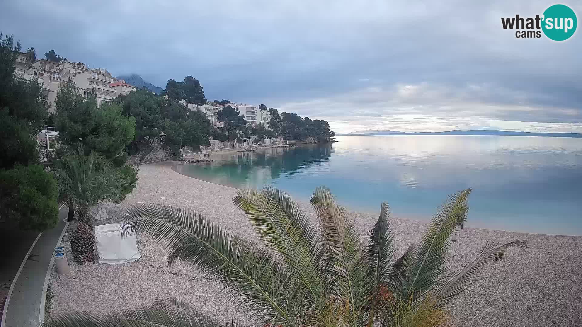 Webcam Lučica Beach Brela – Live View from the Adriatic Coast