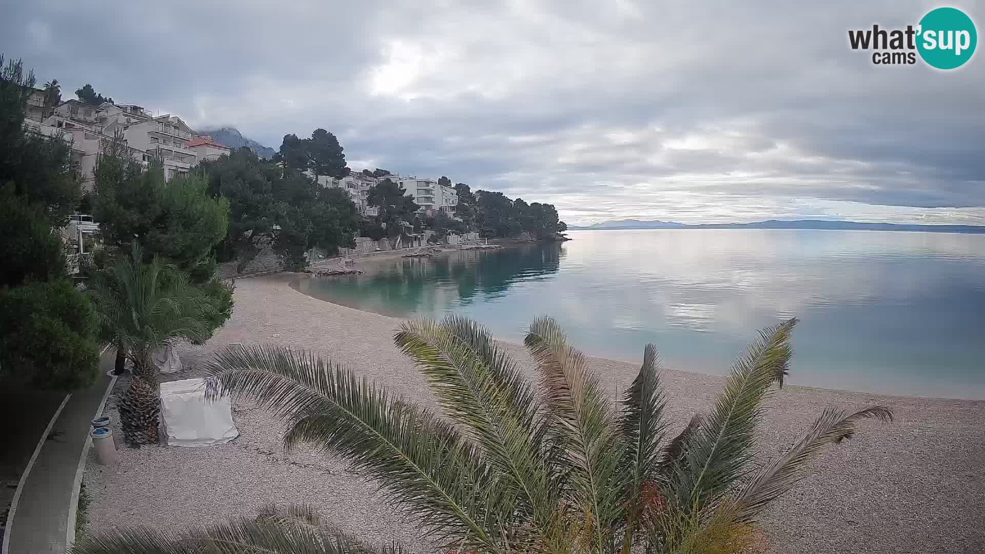 Webcam Lučica Strand Beach Brela – Liveblick von der Adriaküste