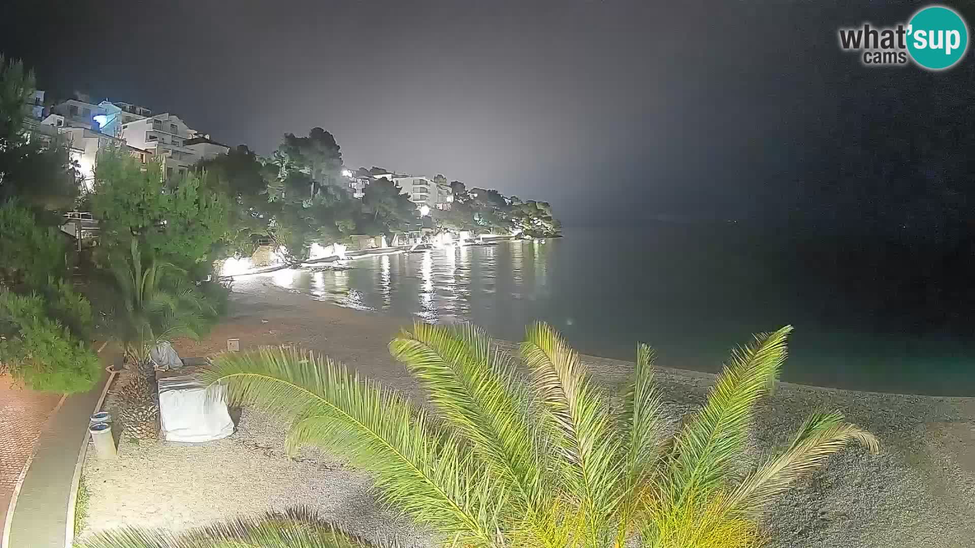 Webcam Spiaggia Lučica Brela – Vista live sulla costa adriatica