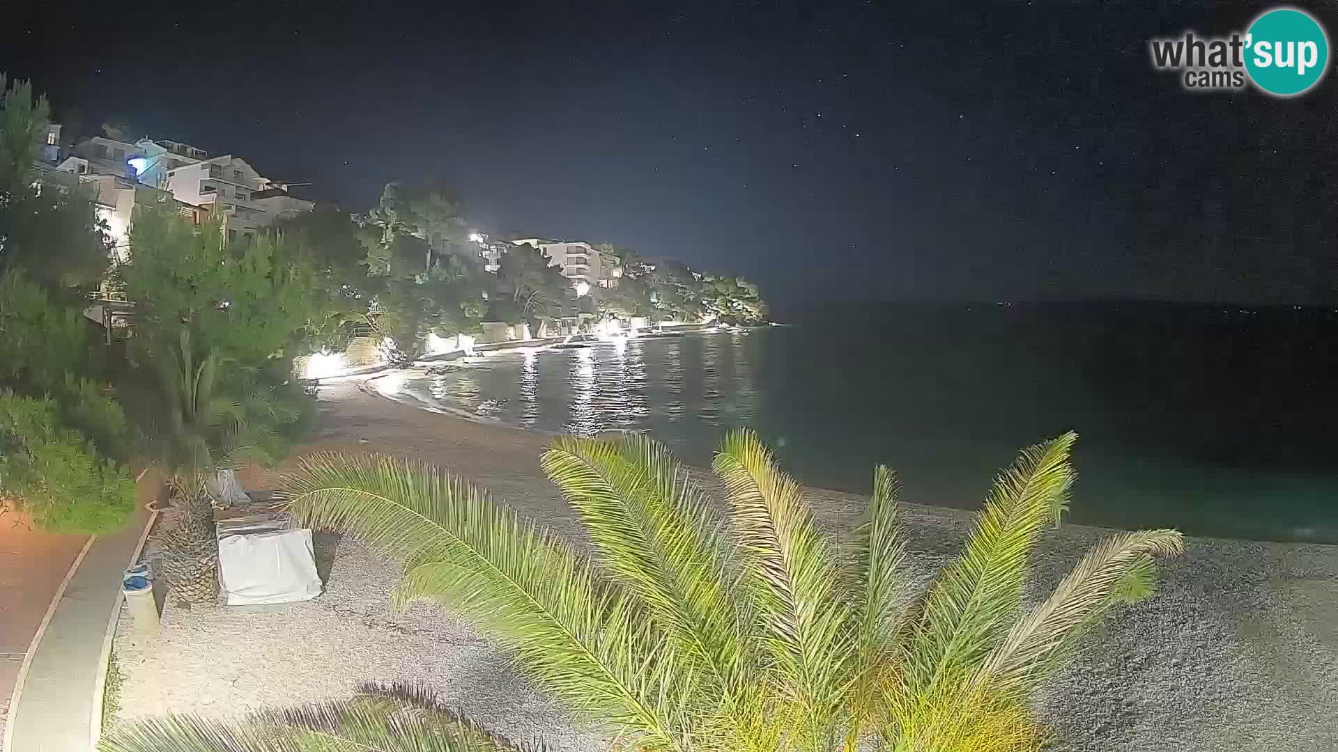 Webcam Spiaggia Lučica Brela – Vista live sulla costa adriatica