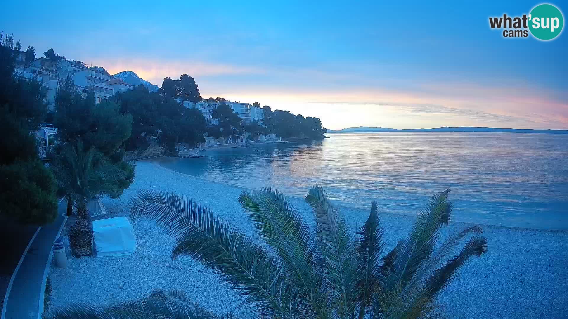 Webcam Spiaggia Lučica Brela – Vista live sulla costa adriatica