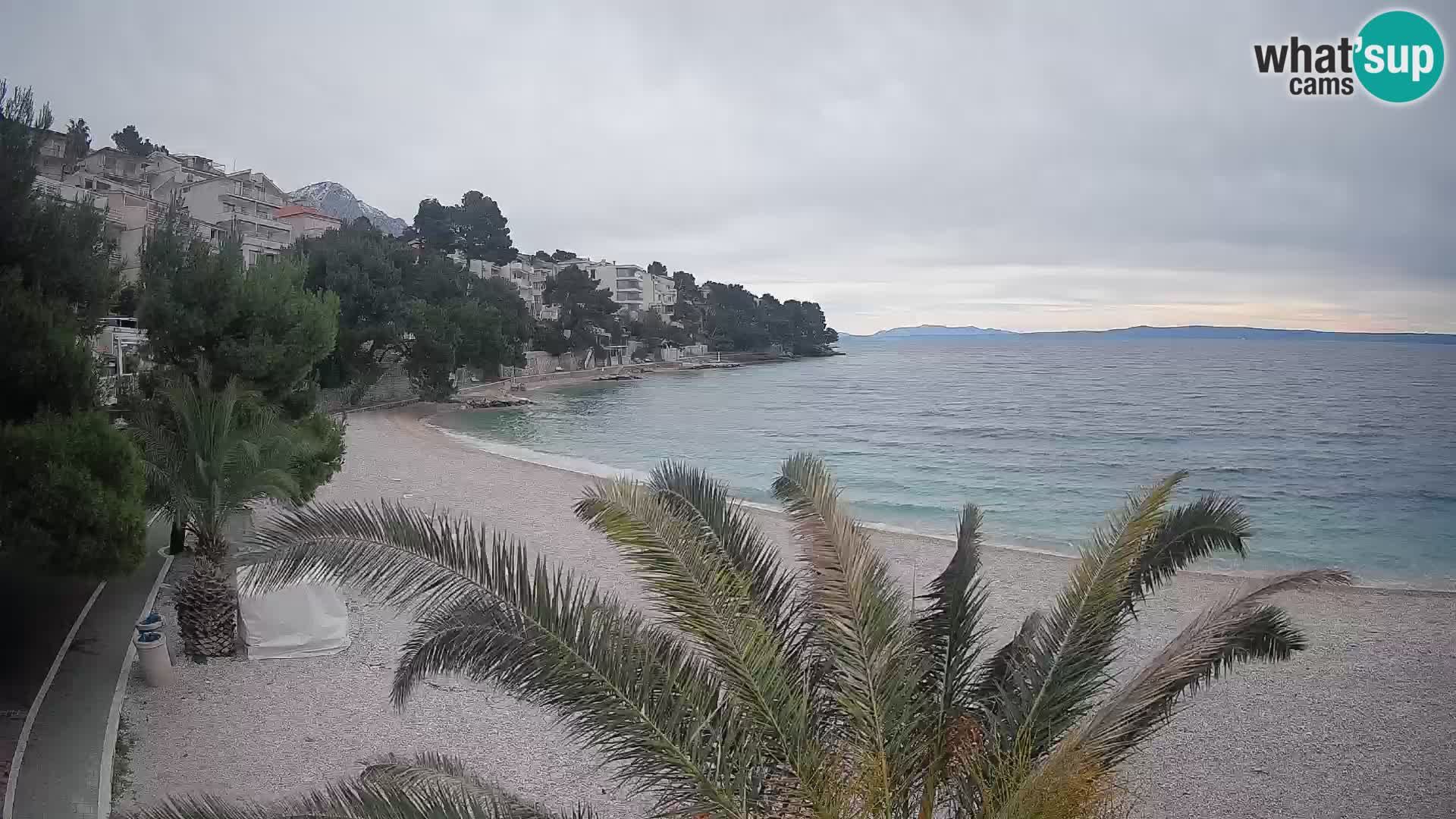 Webcam Lučica Beach Brela – Live View from the Adriatic Coast