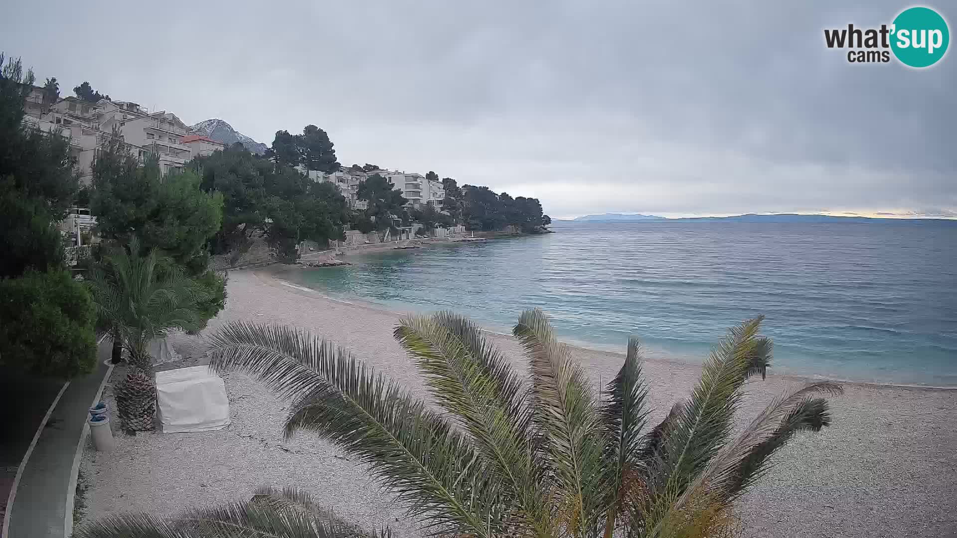 Webcam Lučica Strand Beach Brela – Liveblick von der Adriaküste