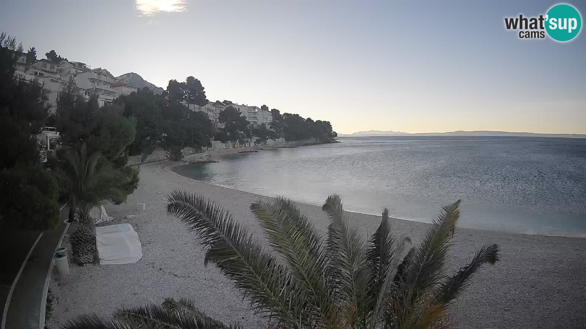 Webcam Spiaggia Lučica Brela – Vista live sulla costa adriatica