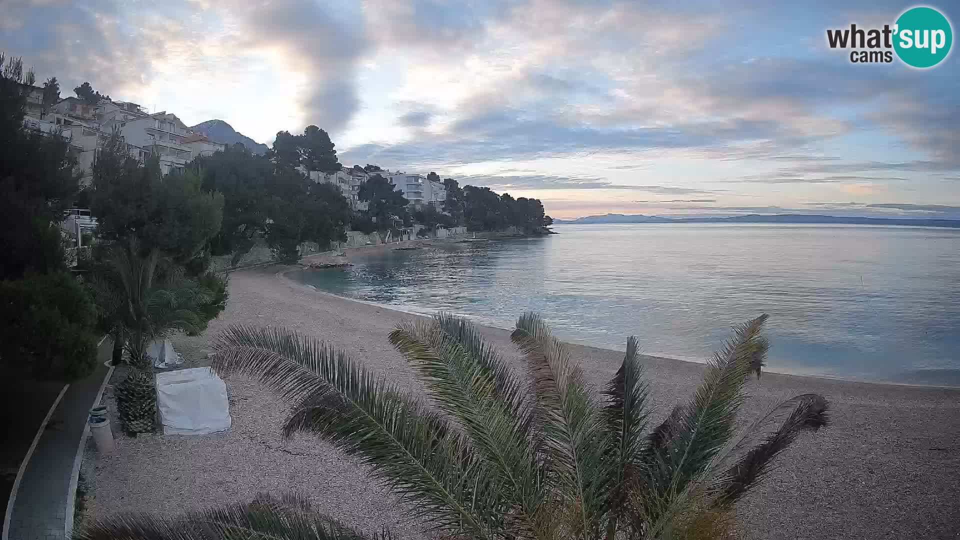 Webcam Lučica Strand Beach Brela – Liveblick von der Adriaküste