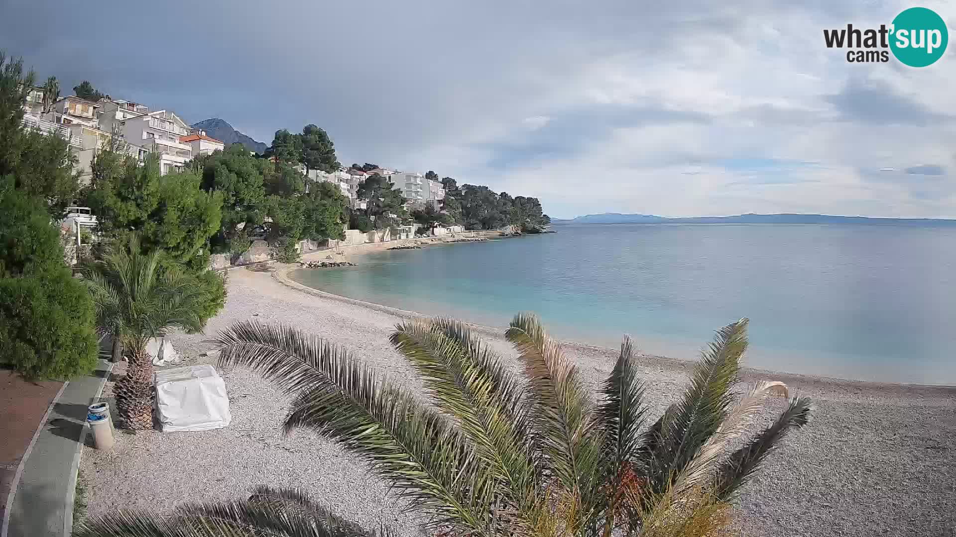 Webcam Plage Lučica Brela – Vue en direct sur la côte adriatique