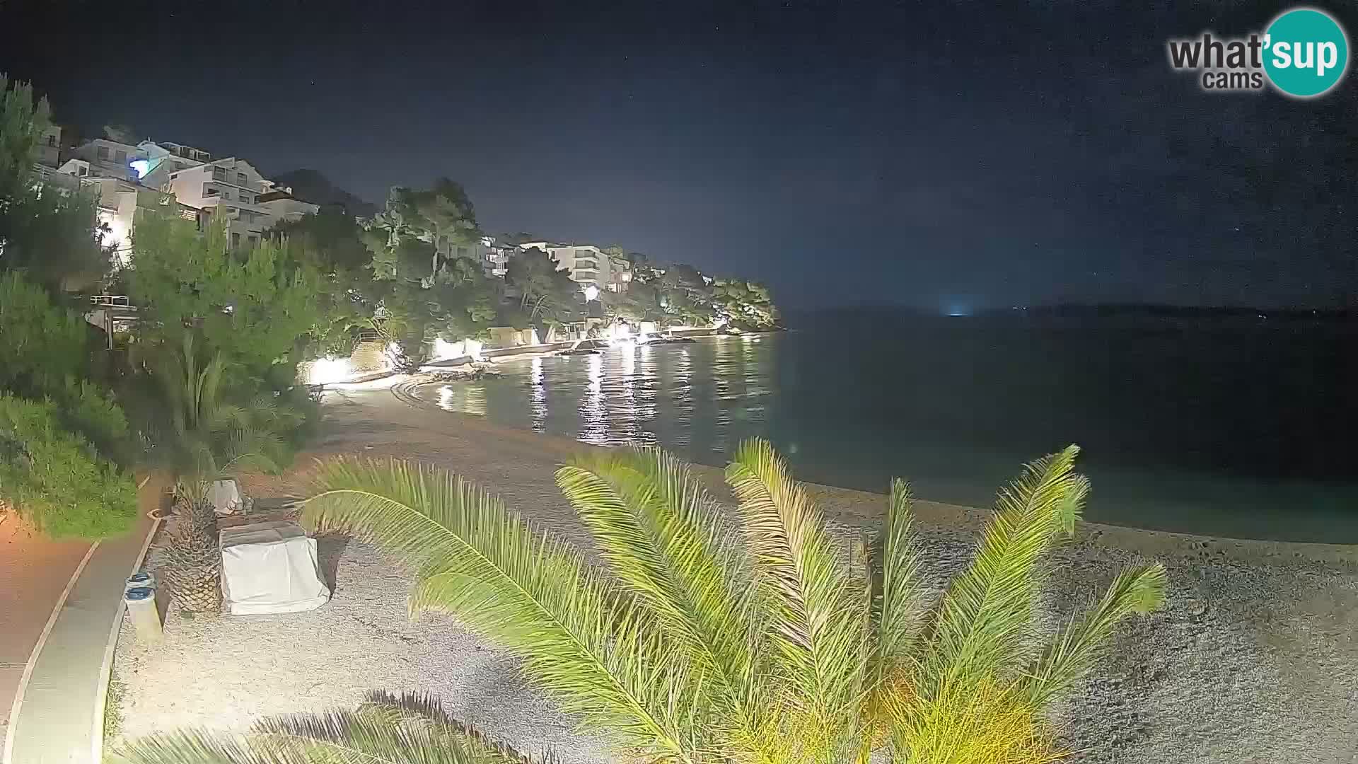 Webcam Plage Lučica Brela – Vue en direct sur la côte adriatique
