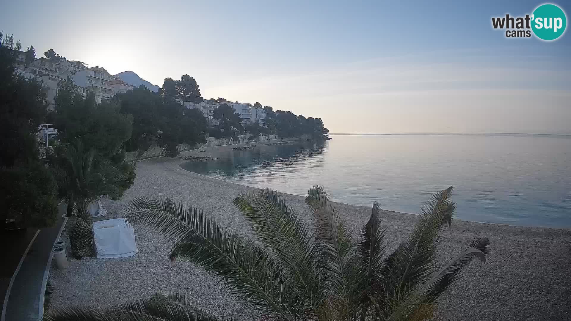Webcam Plage Lučica Brela – Vue en direct sur la côte adriatique