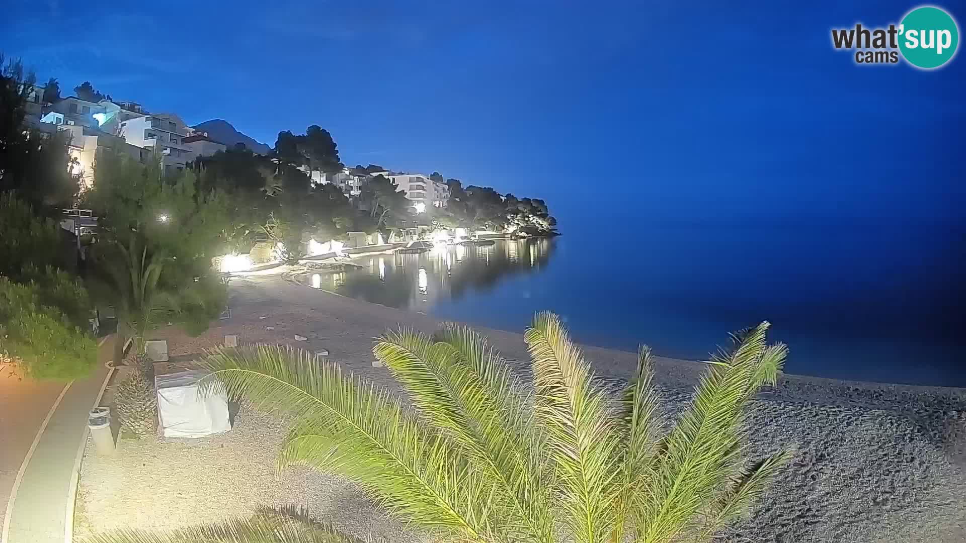 Webcam Plage Lučica Brela – Vue en direct sur la côte adriatique