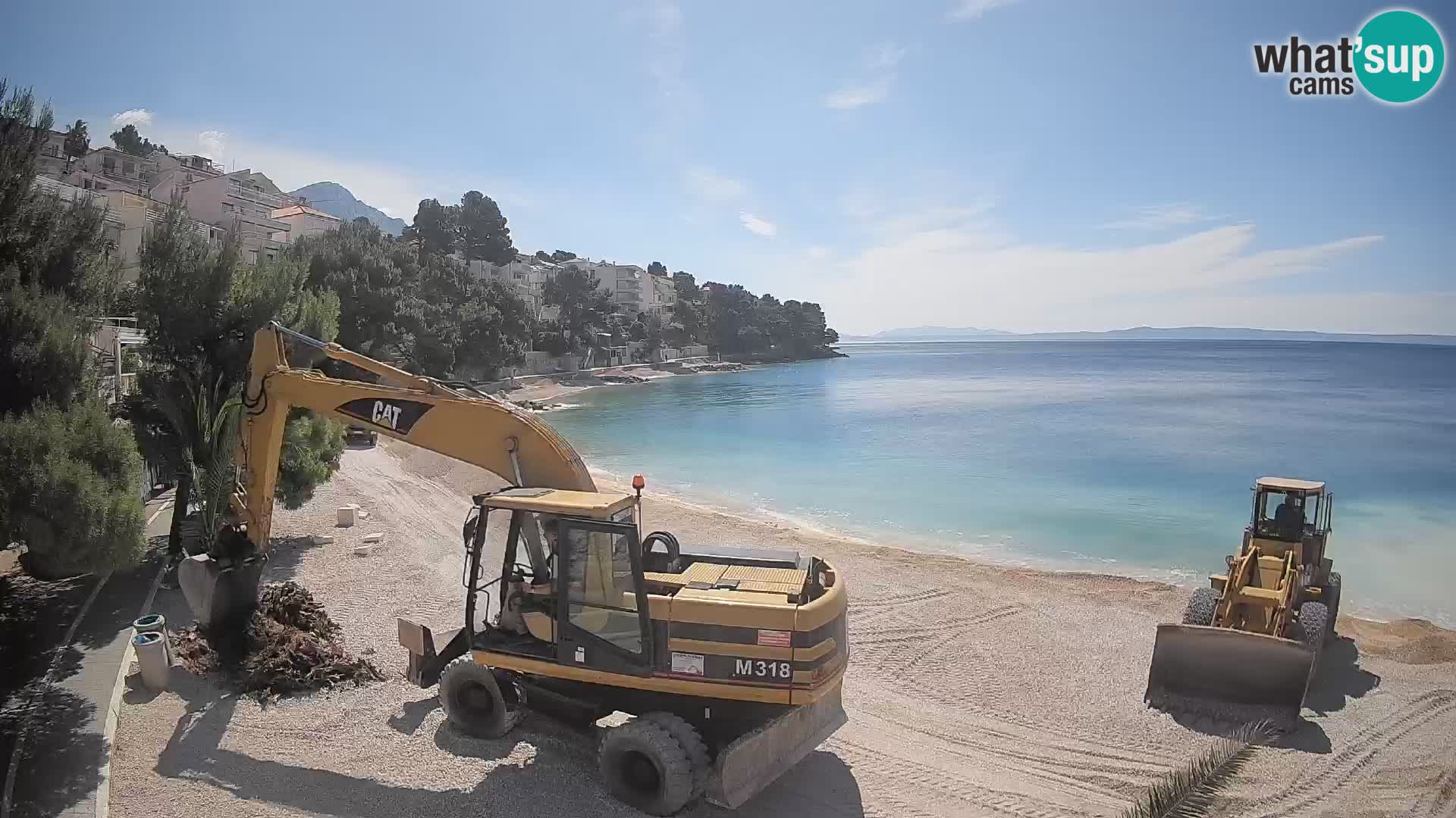 Web kamera Plaža Lučica Brela – Pogled uživo na jadransku obalu