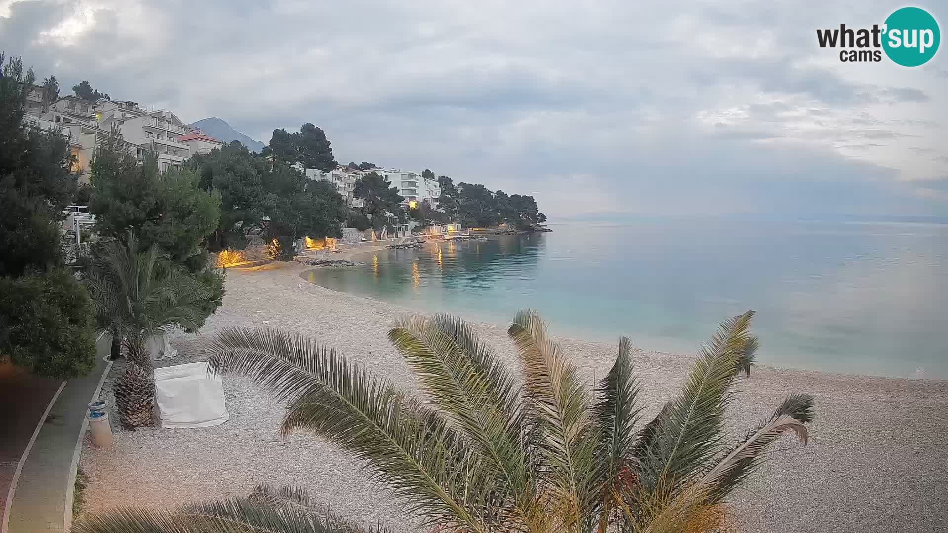 Webcam Plage Lučica Brela – Vue en direct sur la côte adriatique