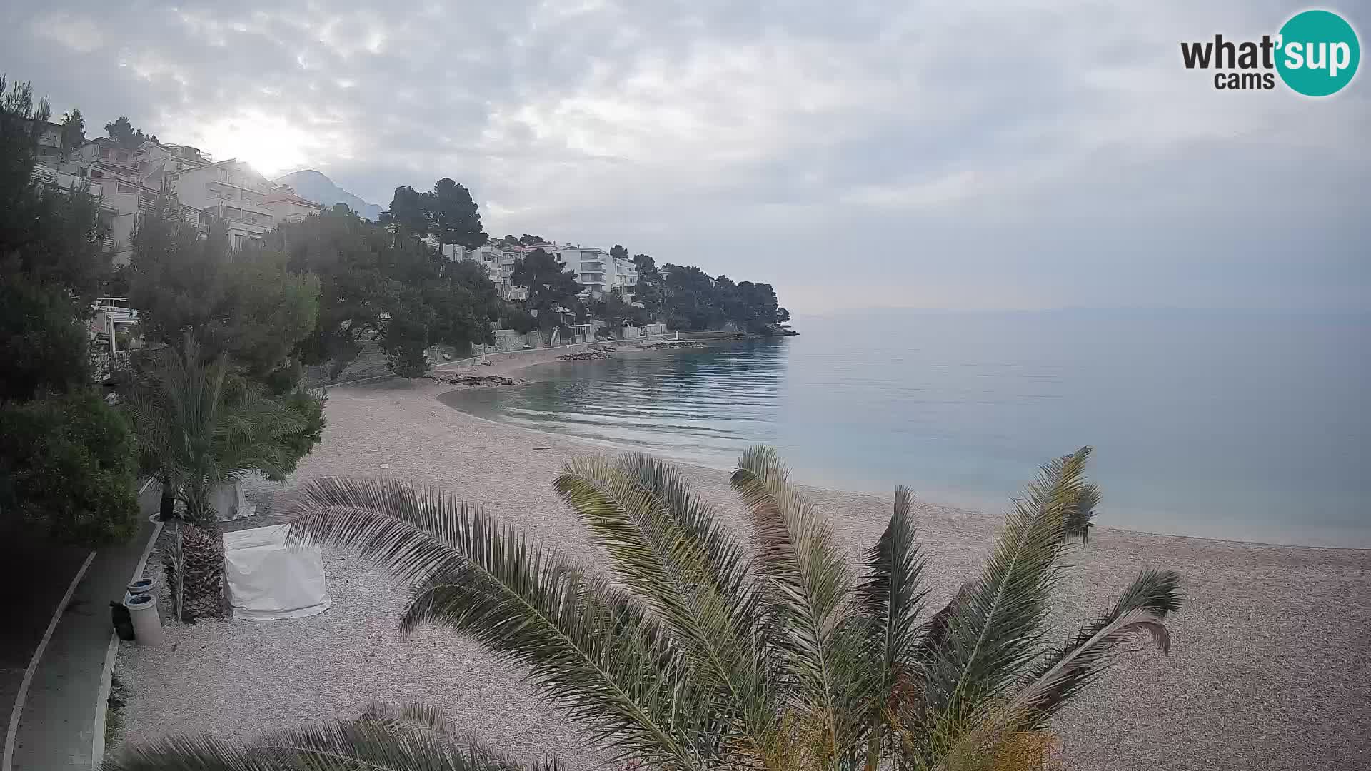 Webcam Lučica Strand Beach Brela – Liveblick von der Adriaküste