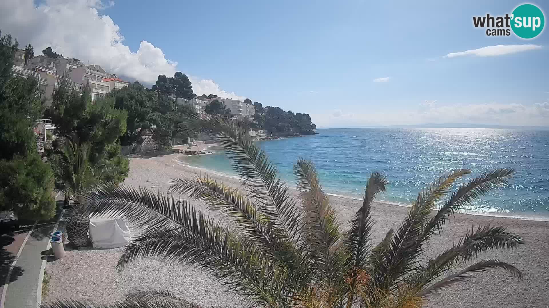 Spletna kamera Plaža Lučica Brela – Pogled v živo na Jadransko obalo