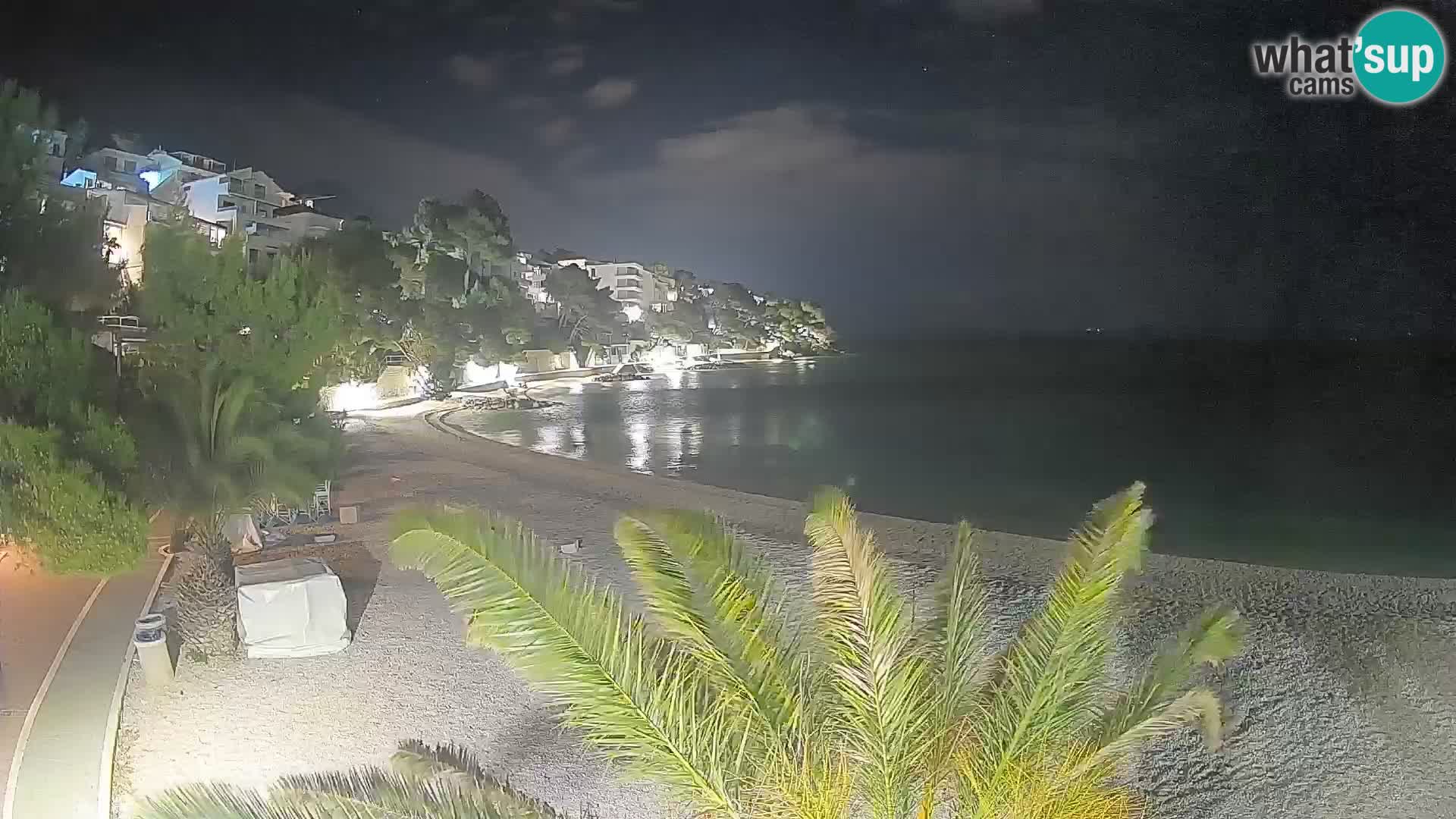 Webcam Plage Lučica Brela – Vue en direct sur la côte adriatique