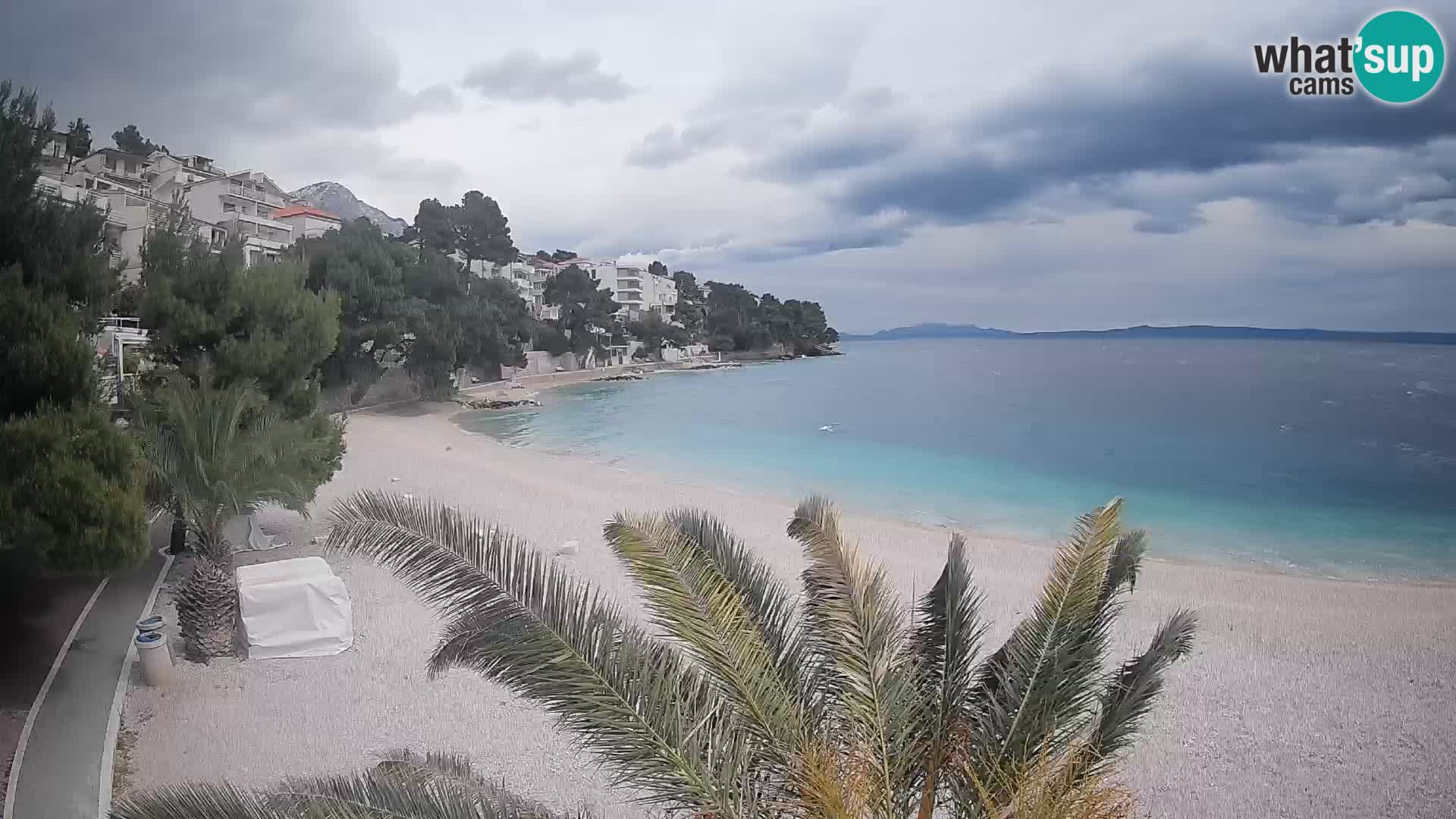 Webcam Spiaggia Lučica Brela – Vista live sulla costa adriatica