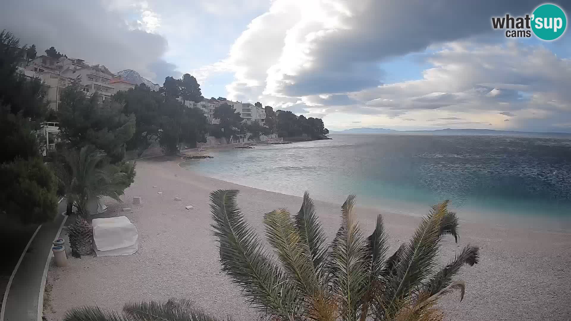 Webcam Lučica Beach Brela – Live View from the Adriatic Coast