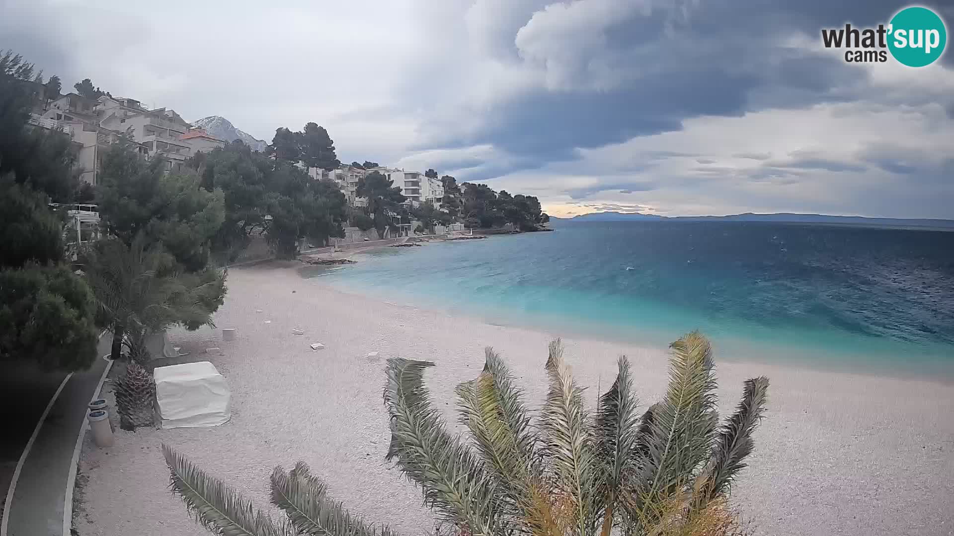 Webcam Plage Lučica Brela – Vue en direct sur la côte adriatique