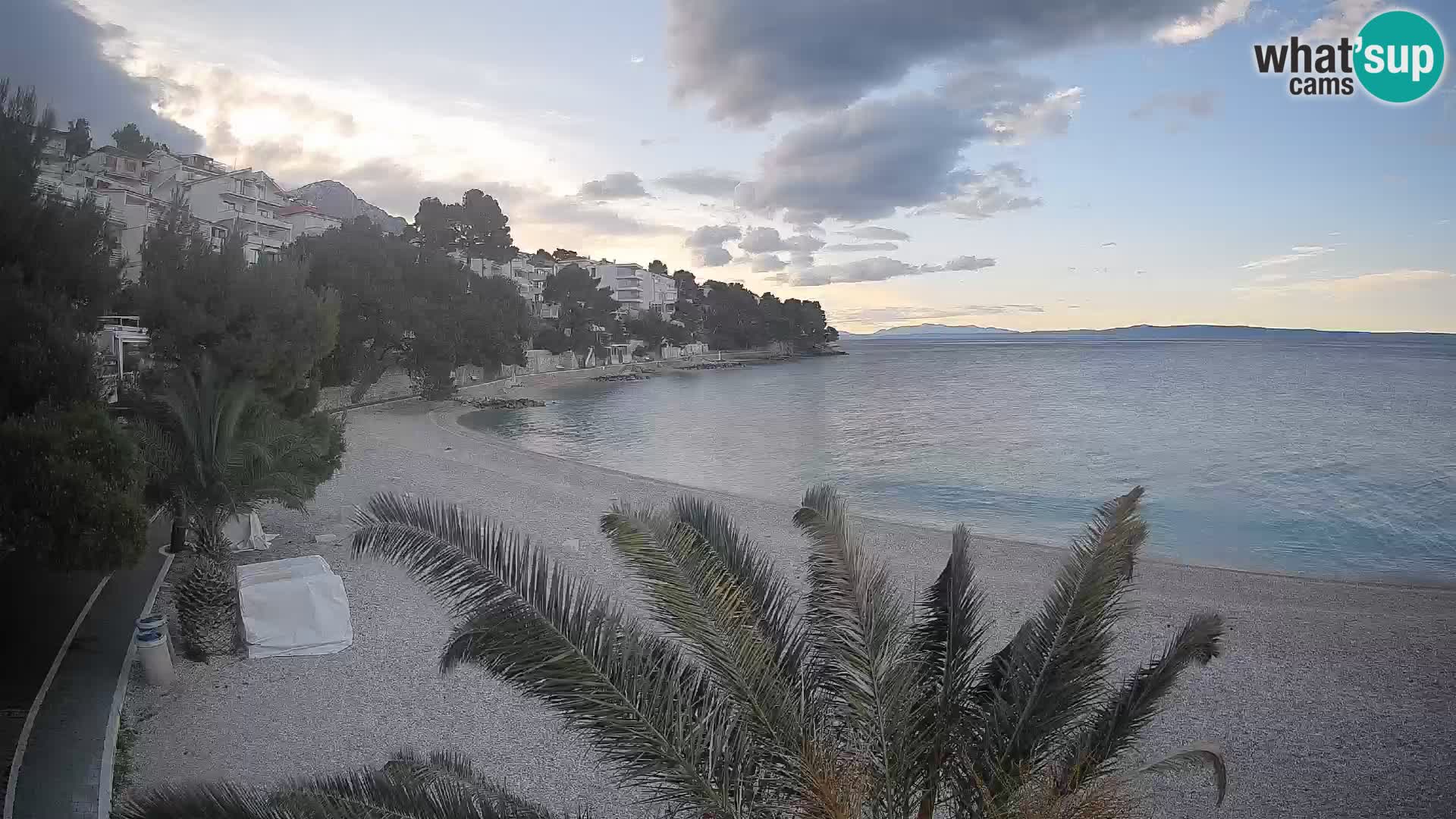 Webcam Plage Lučica Brela – Vue en direct sur la côte adriatique
