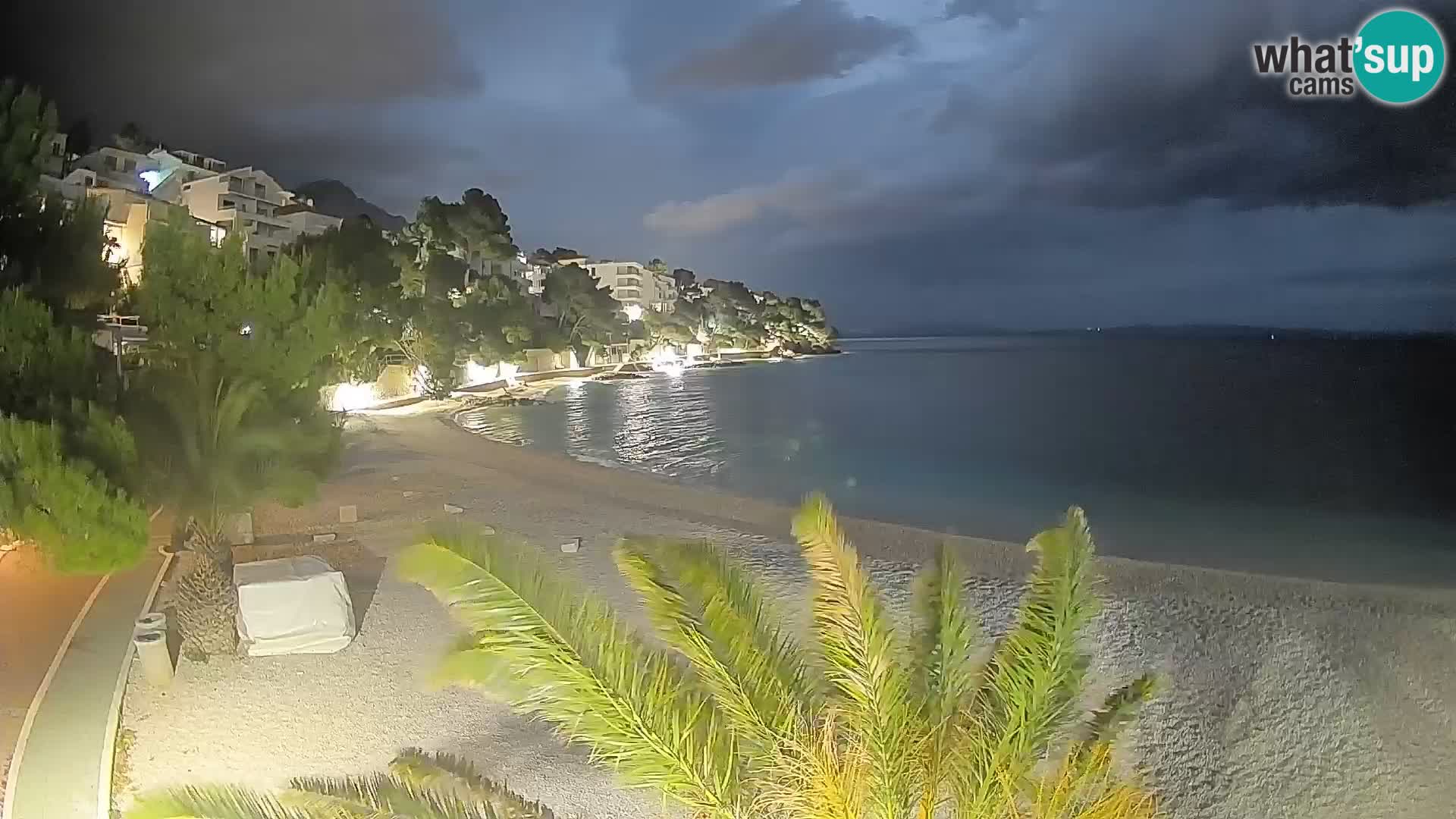 Webcam Lučica Strand Beach Brela – Liveblick von der Adriaküste