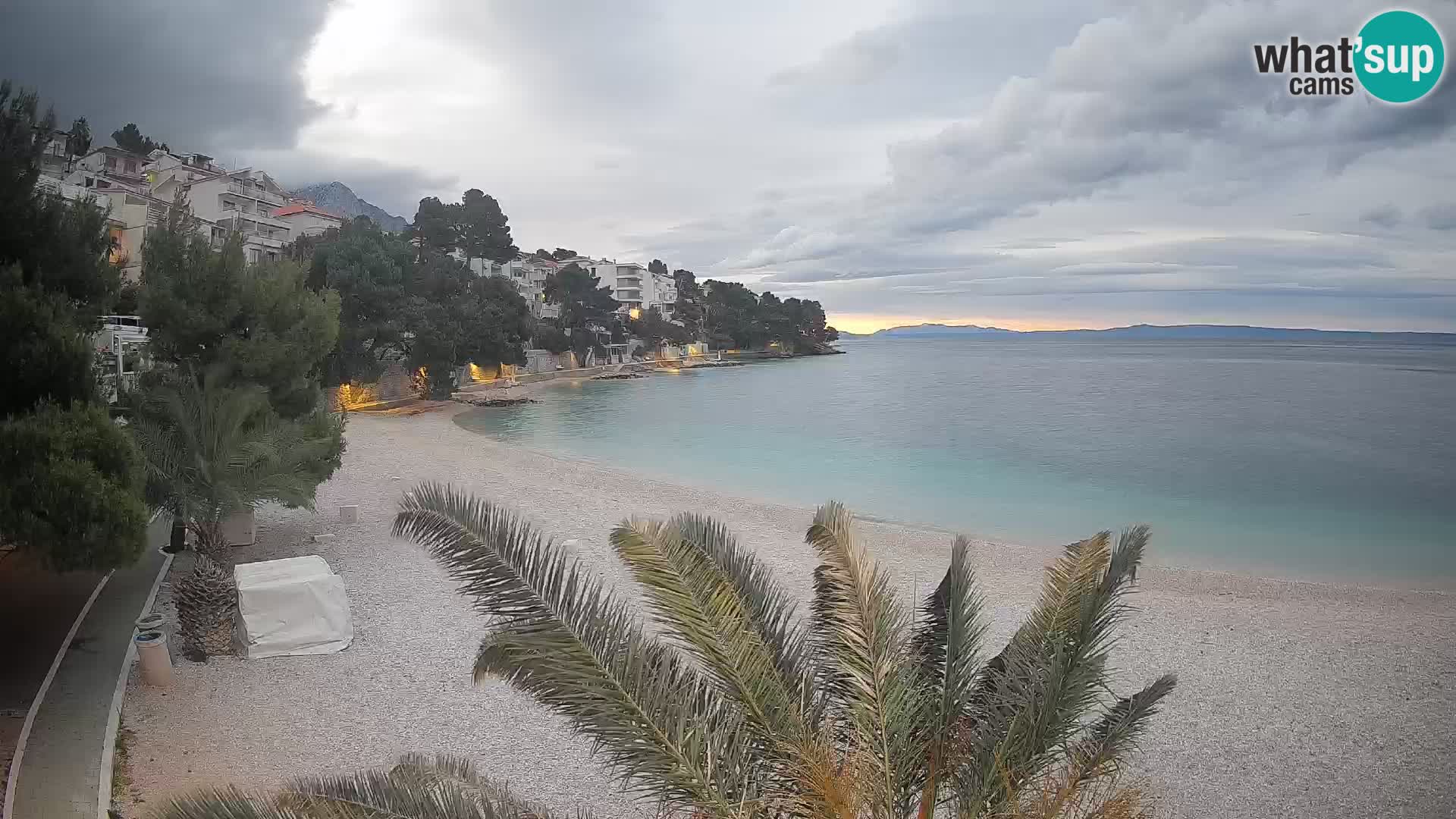 Webcam Lučica Beach Brela – Live View from the Adriatic Coast