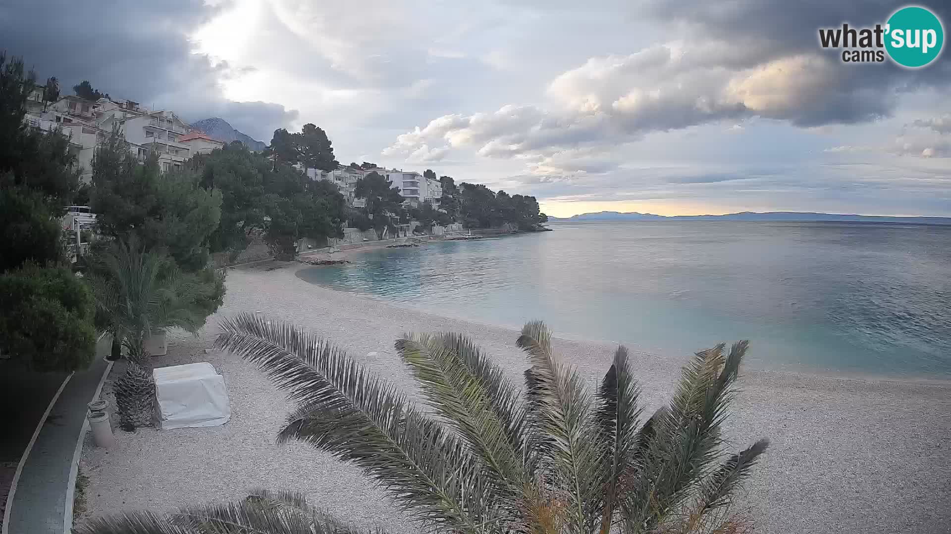 Webcam Lučica Beach Brela – Live View from the Adriatic Coast
