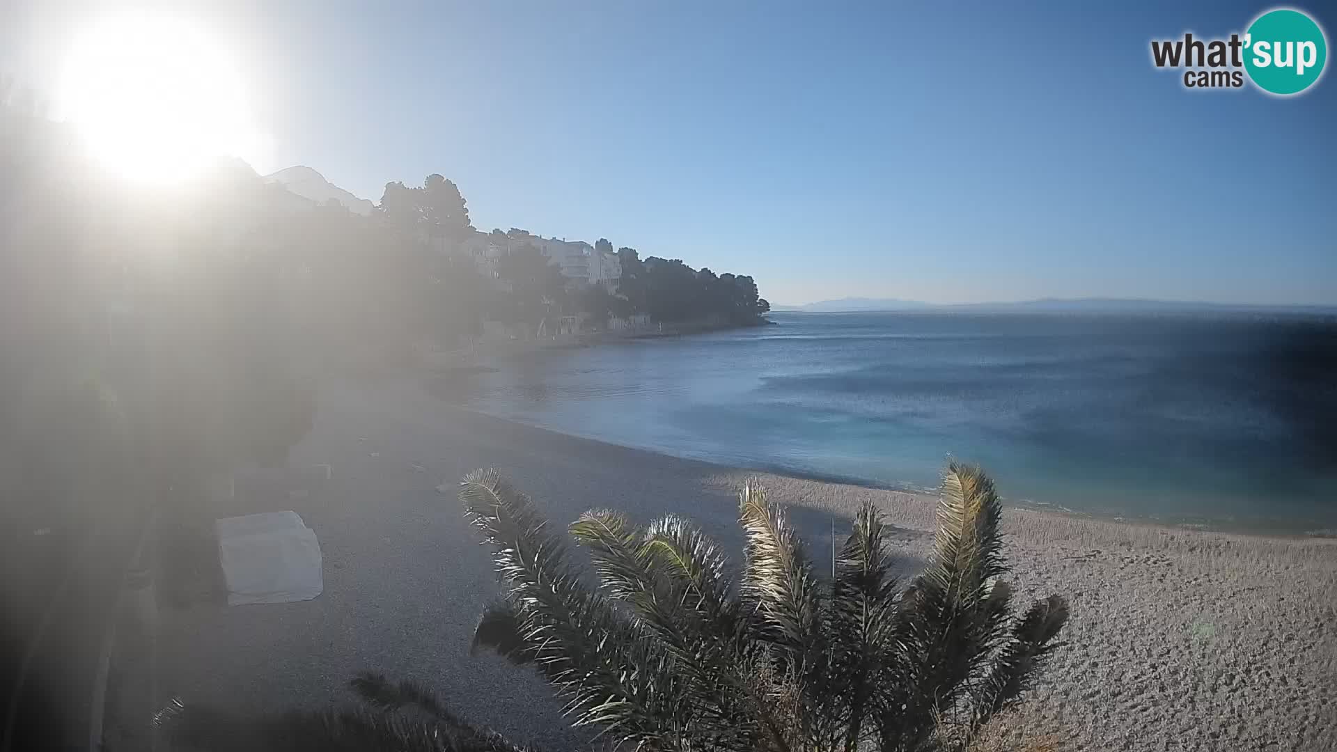 Webcam Spiaggia Lučica Brela – Vista live sulla costa adriatica