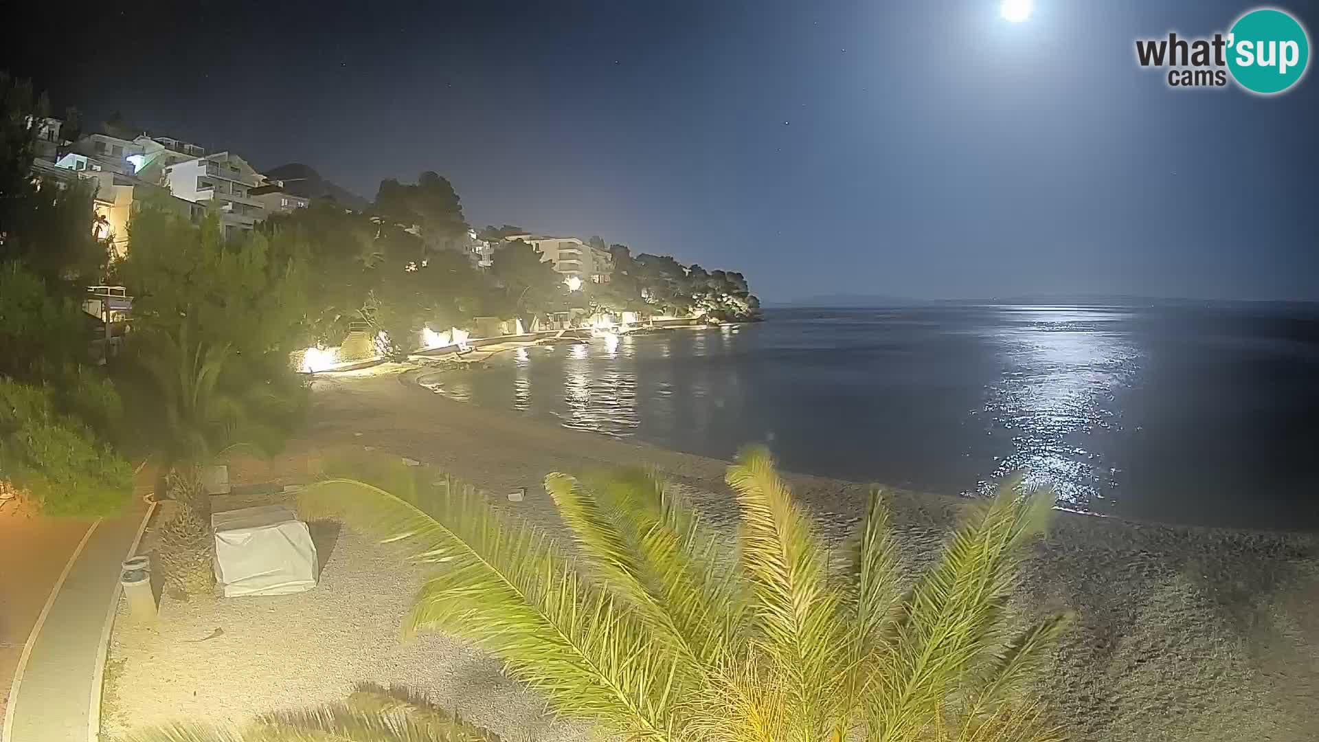 Webcam Playa Lučica Brela – Vista en directo de la costa adriática