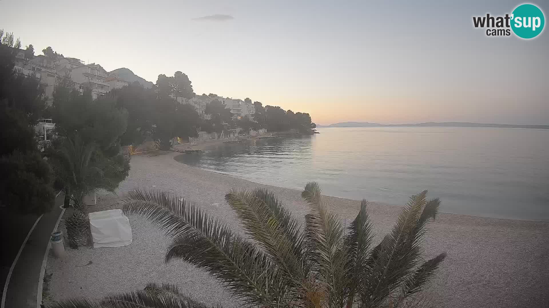 Webcam Plage Lučica Brela – Vue en direct sur la côte adriatique