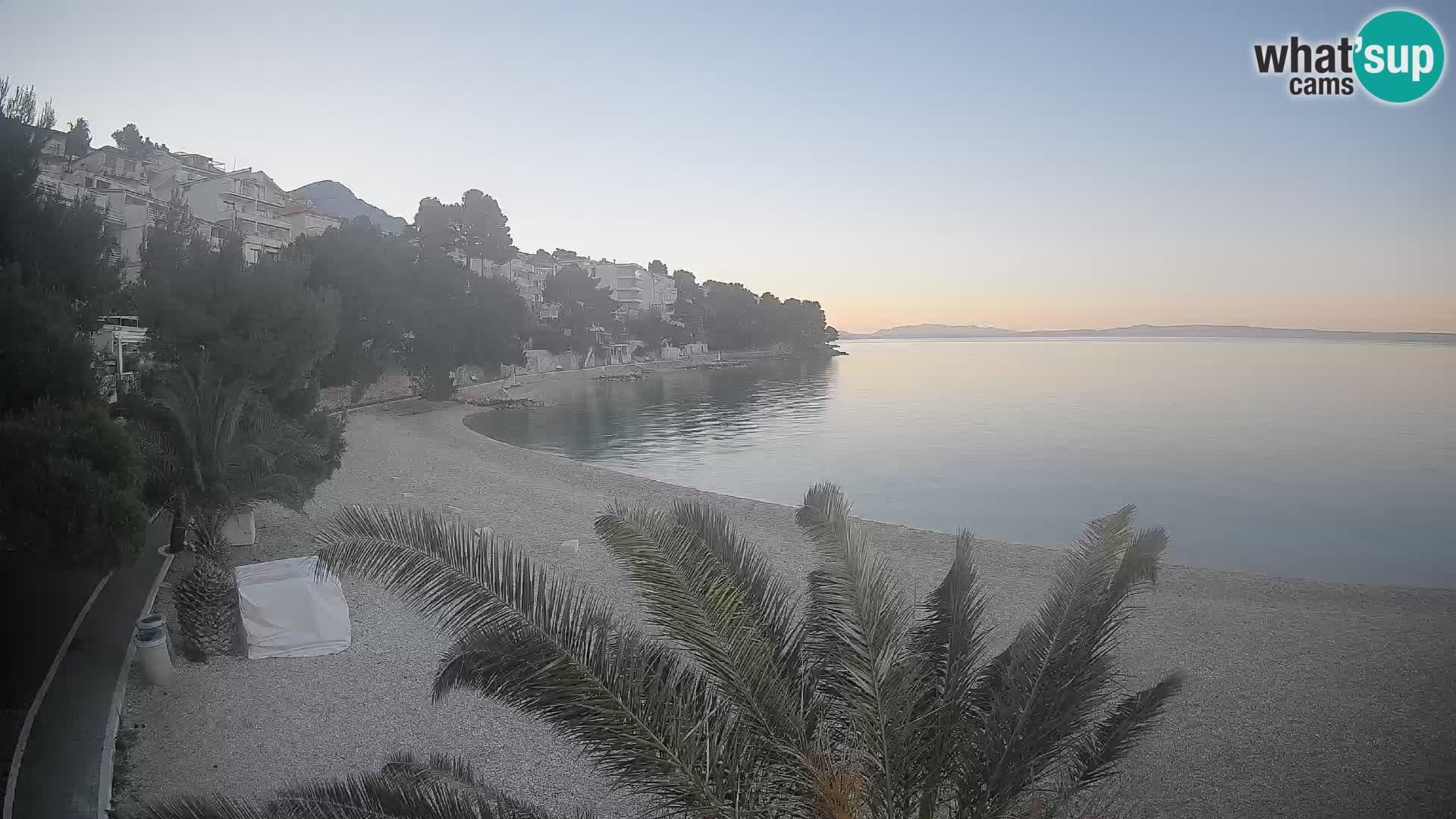 Webcam Plage Lučica Brela – Vue en direct sur la côte adriatique