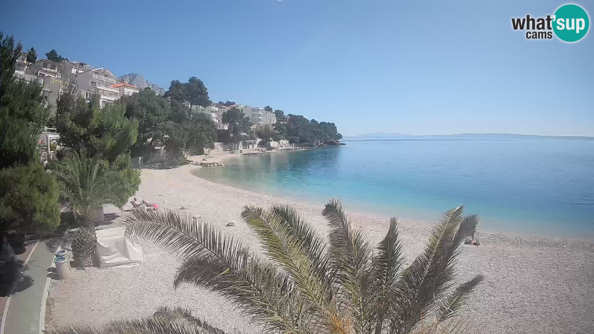 Spletna kamera Plaža Lučica Brela – Pogled v živo na Jadransko obalo