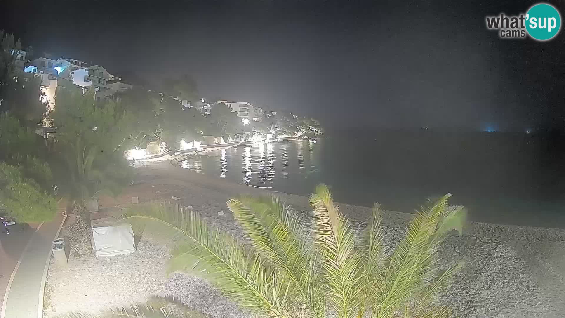 Spletna kamera Plaža Lučica Brela – Pogled v živo na Jadransko obalo