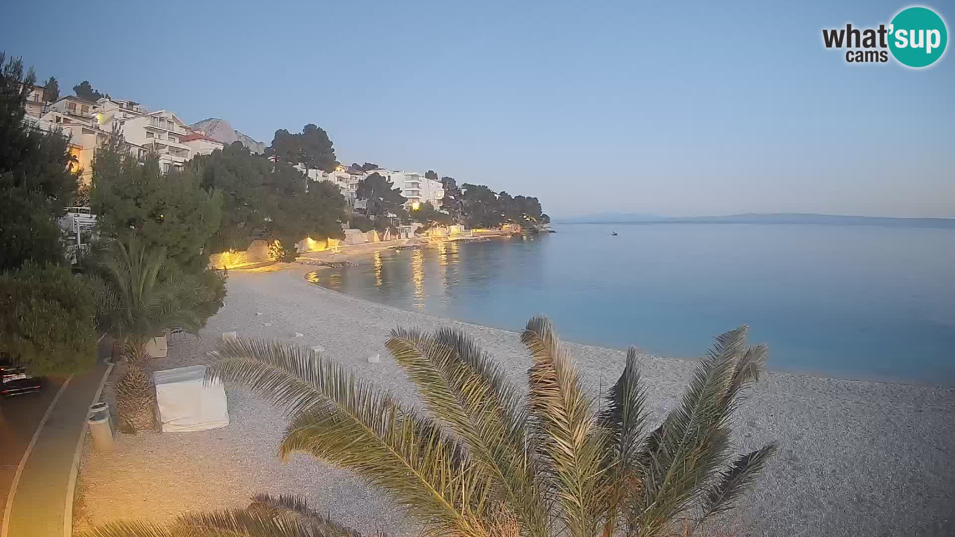 Webcam Plage Lučica Brela – Vue en direct sur la côte adriatique