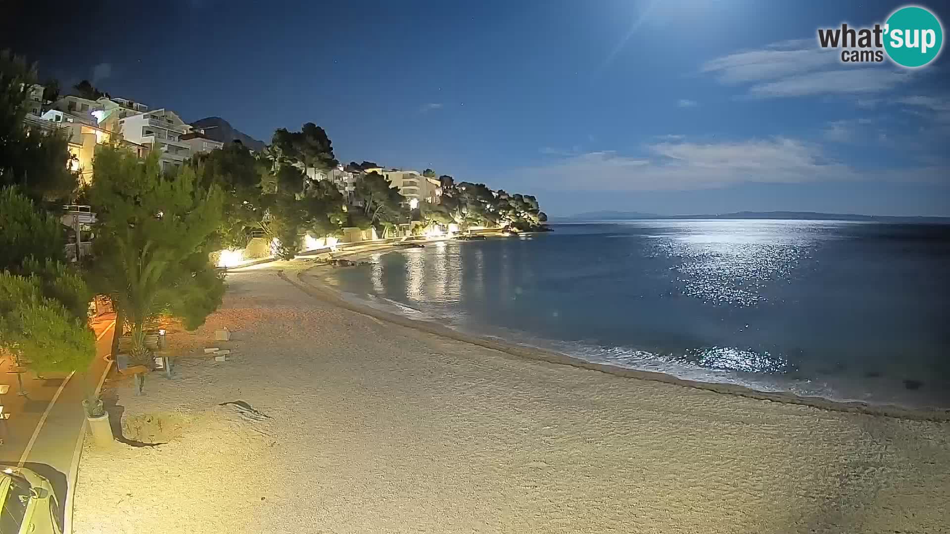 Webcam Spiaggia Lučica Brela – Vista live sulla costa adriatica