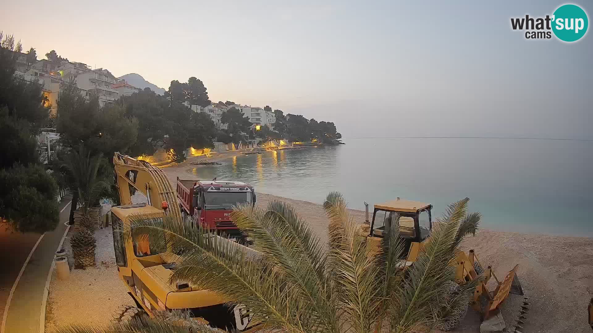 Webcam Lučica Beach Brela – Live View from the Adriatic Coast