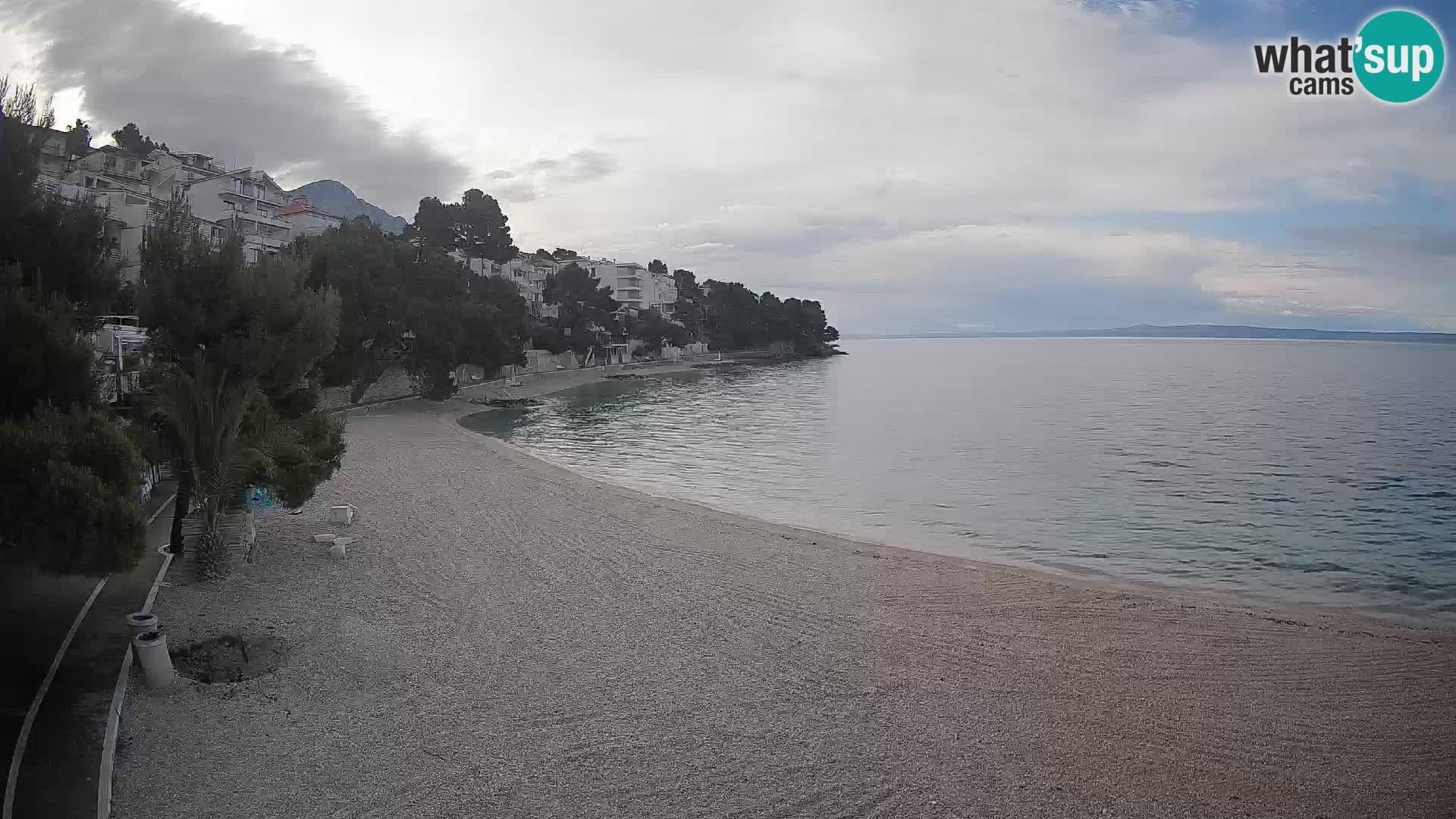 Webcam Plage Lučica Brela – Vue en direct sur la côte adriatique