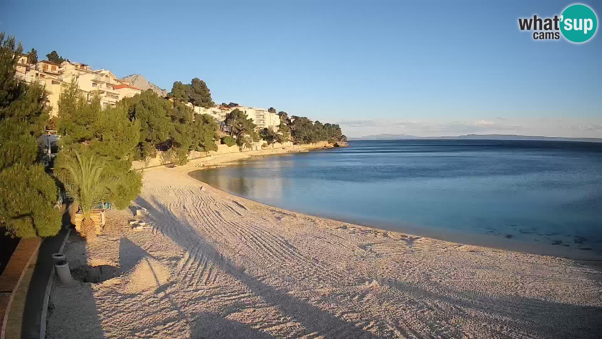 Webcam Lučica Beach Brela – Live View from the Adriatic Coast