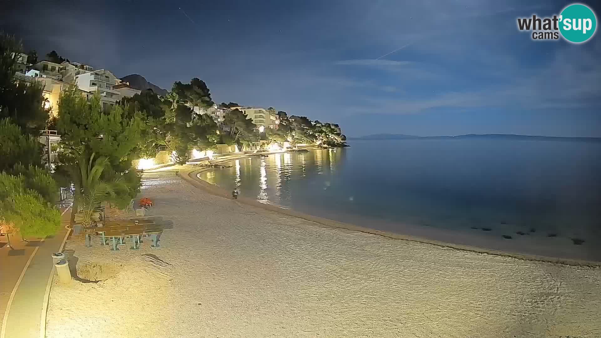 Webcam Spiaggia Lučica Brela – Vista live sulla costa adriatica