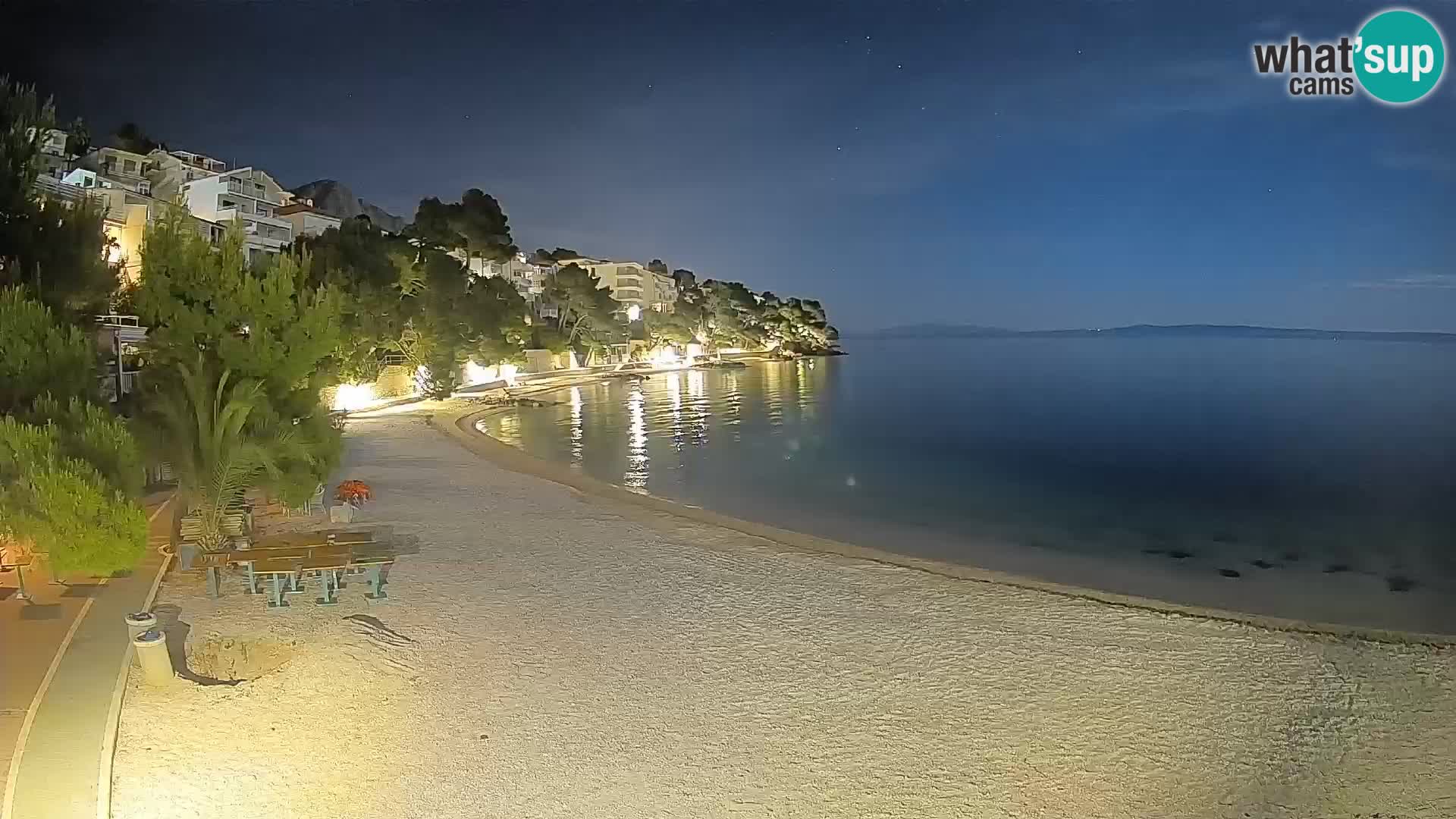 Webcam Lučica Beach Brela – Live View from the Adriatic Coast