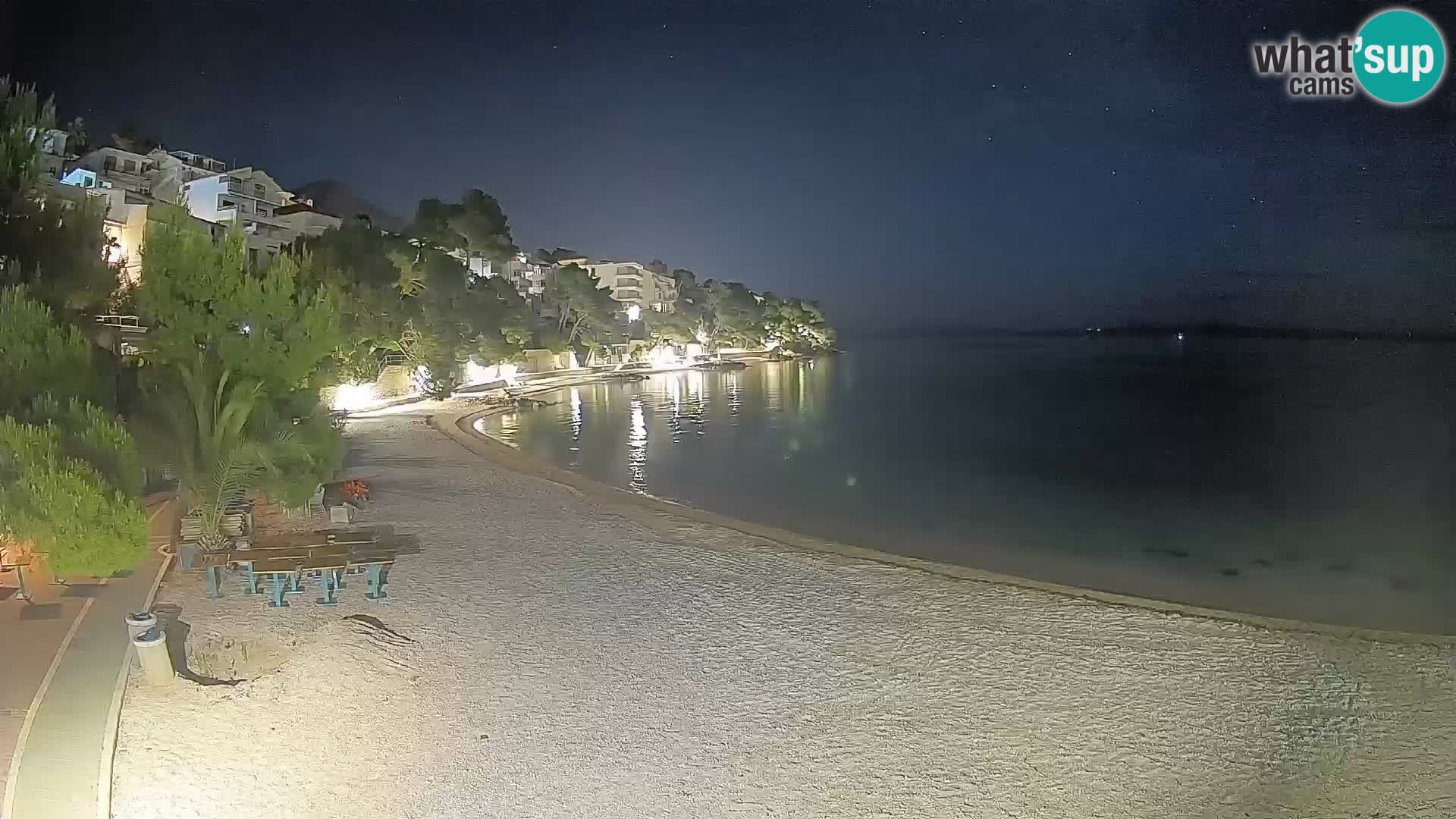 Webcam Spiaggia Lučica Brela – Vista live sulla costa adriatica