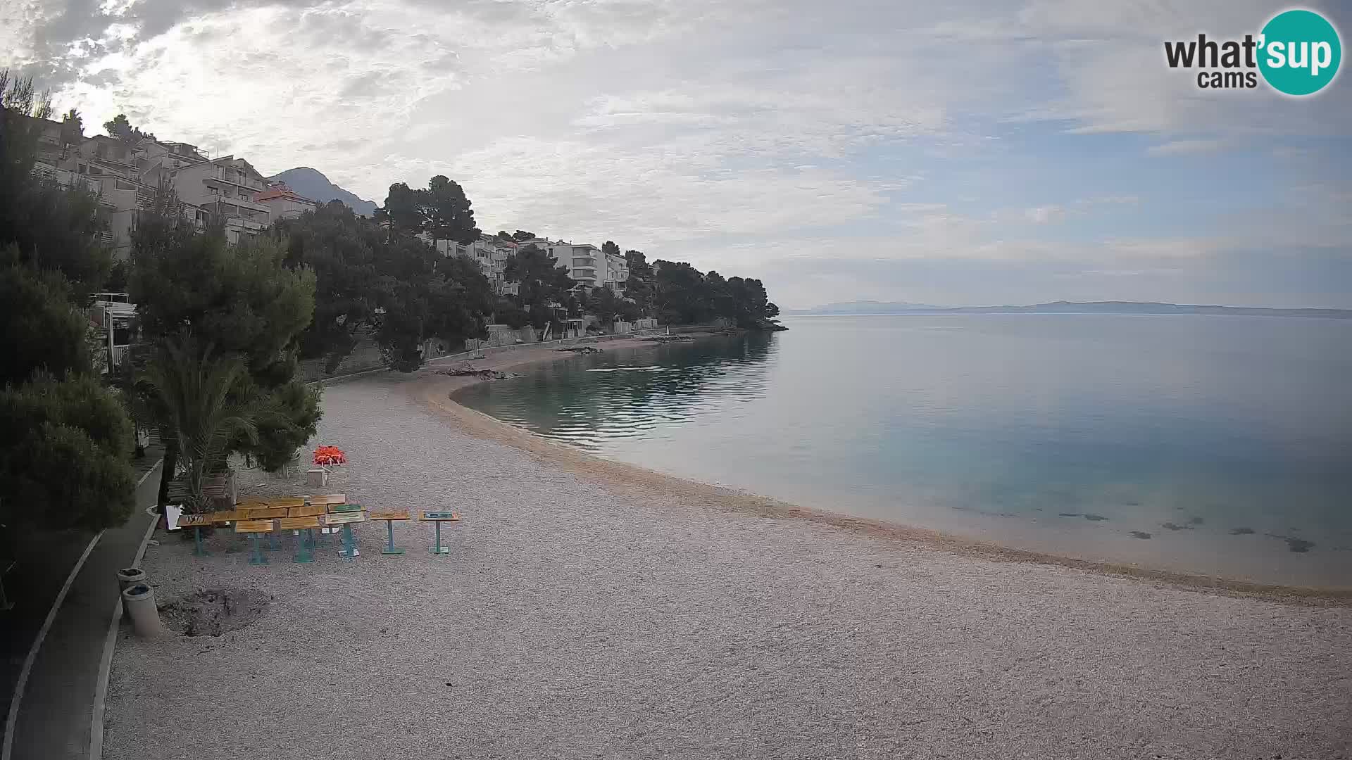 Webcam Lučica Beach Brela – Live View from the Adriatic Coast